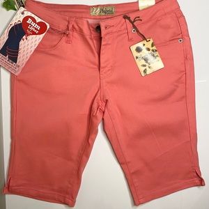 Bermuda shorts Women’s